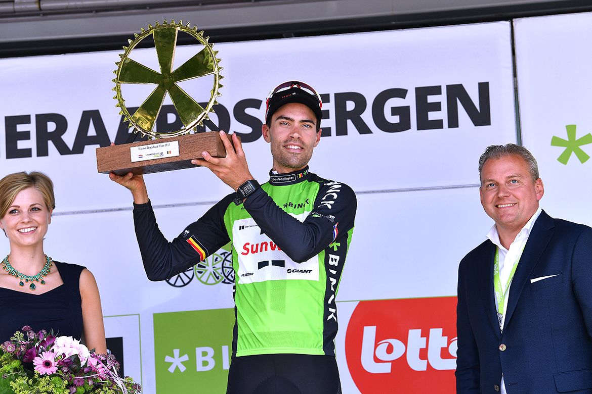 Tom Dumoulin celebrating his overall victory at the BinckBank Tour