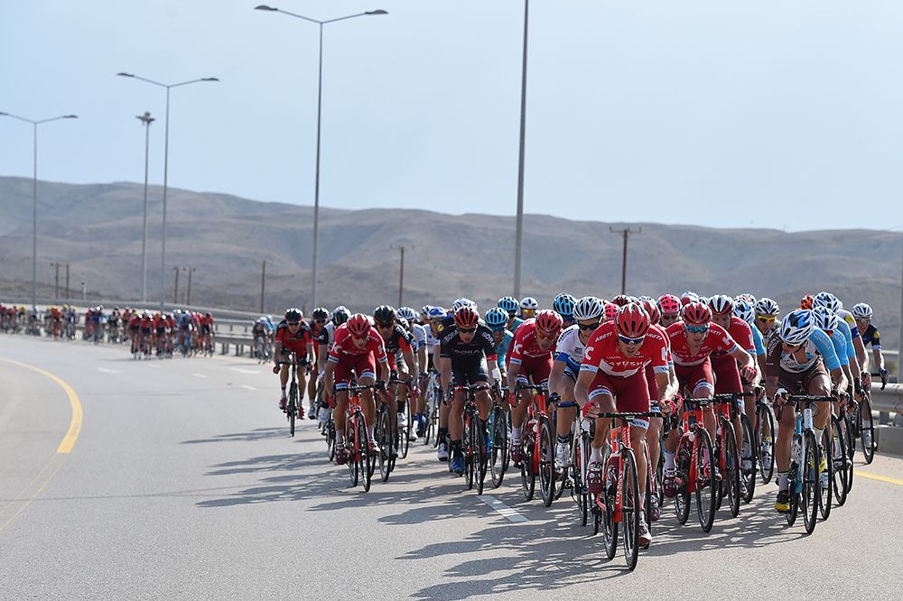 Katusha take control in the bunch