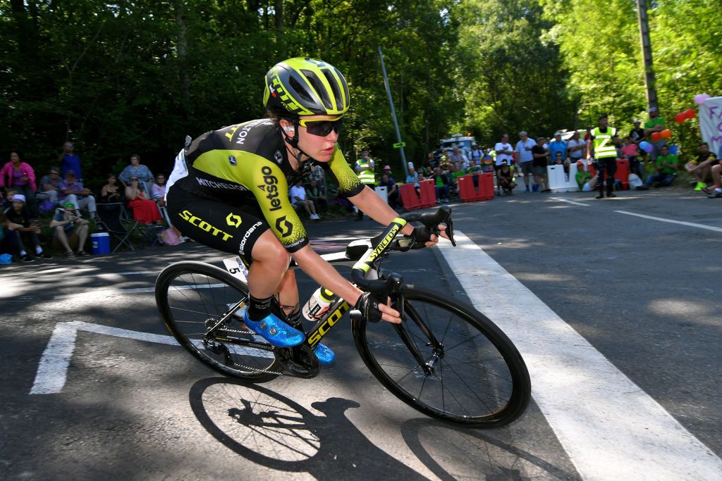 Amanda Spratt (Mitchelton-Scott) during her solo attack