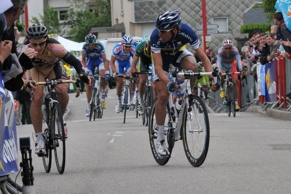 Fabio Felline (Footon-Servetto) would survive a protest from Vacansoleil to win the stage