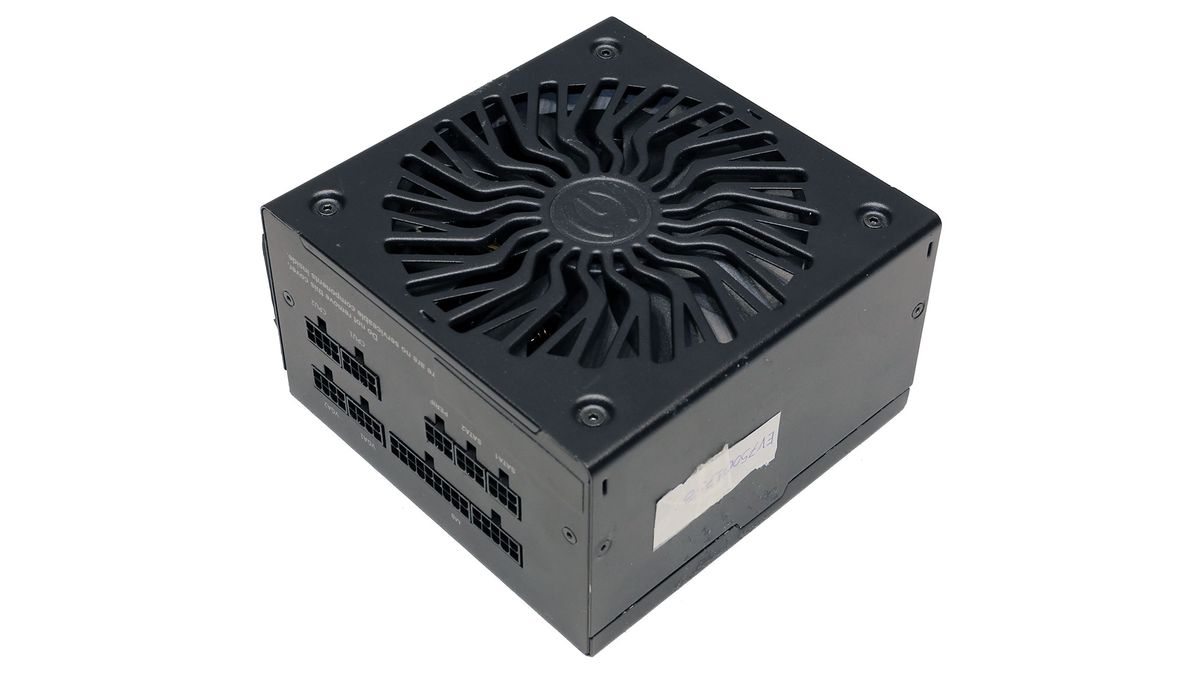 EVGA SuperNOVA 750 GT