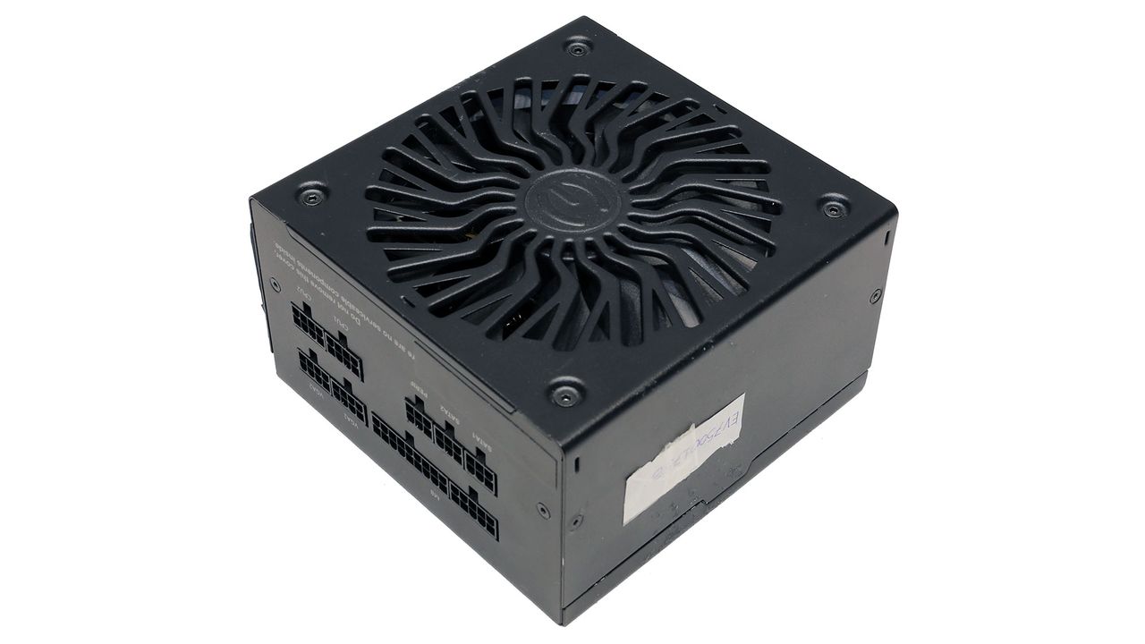 EVGA SuperNOVA 750 GT