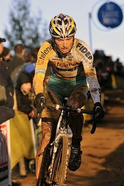 Kevin Pauwels (Telenet Fidea) rides to a win.
