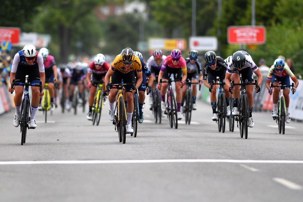 Marianne Vos (Jumbo-Visma) wins stage two of the 2022 Tour of Scandinavia 