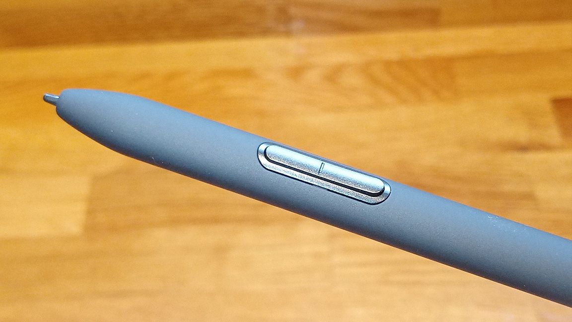 Xencelabs Pen Tablet Small review; a slim dark grey pen stylus with two buttons