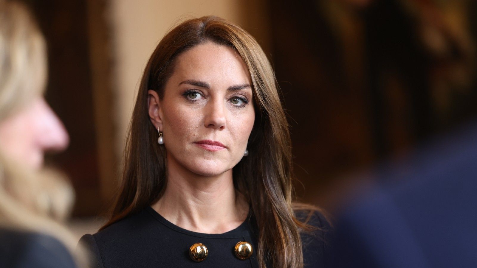 The Sad Reason Kate Middleton Must Pack An All-black Outfit When She ...