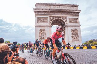 Pushing the pace on the Champs Élysées at last year’s Tour de France