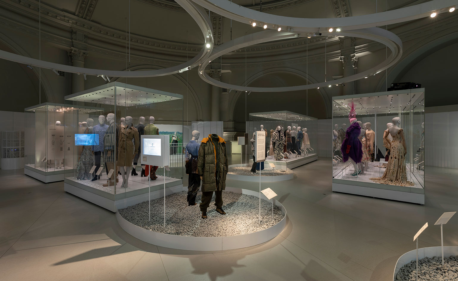 The exhibition offers an indepth exploration of the relationship between fashion and nature since 1600