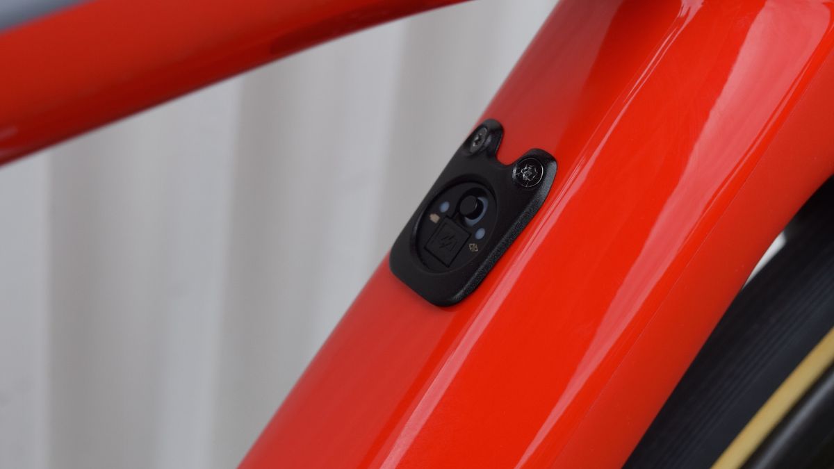 The Teammachine SLR01 features a junction box on the down tube for the Di2 system
