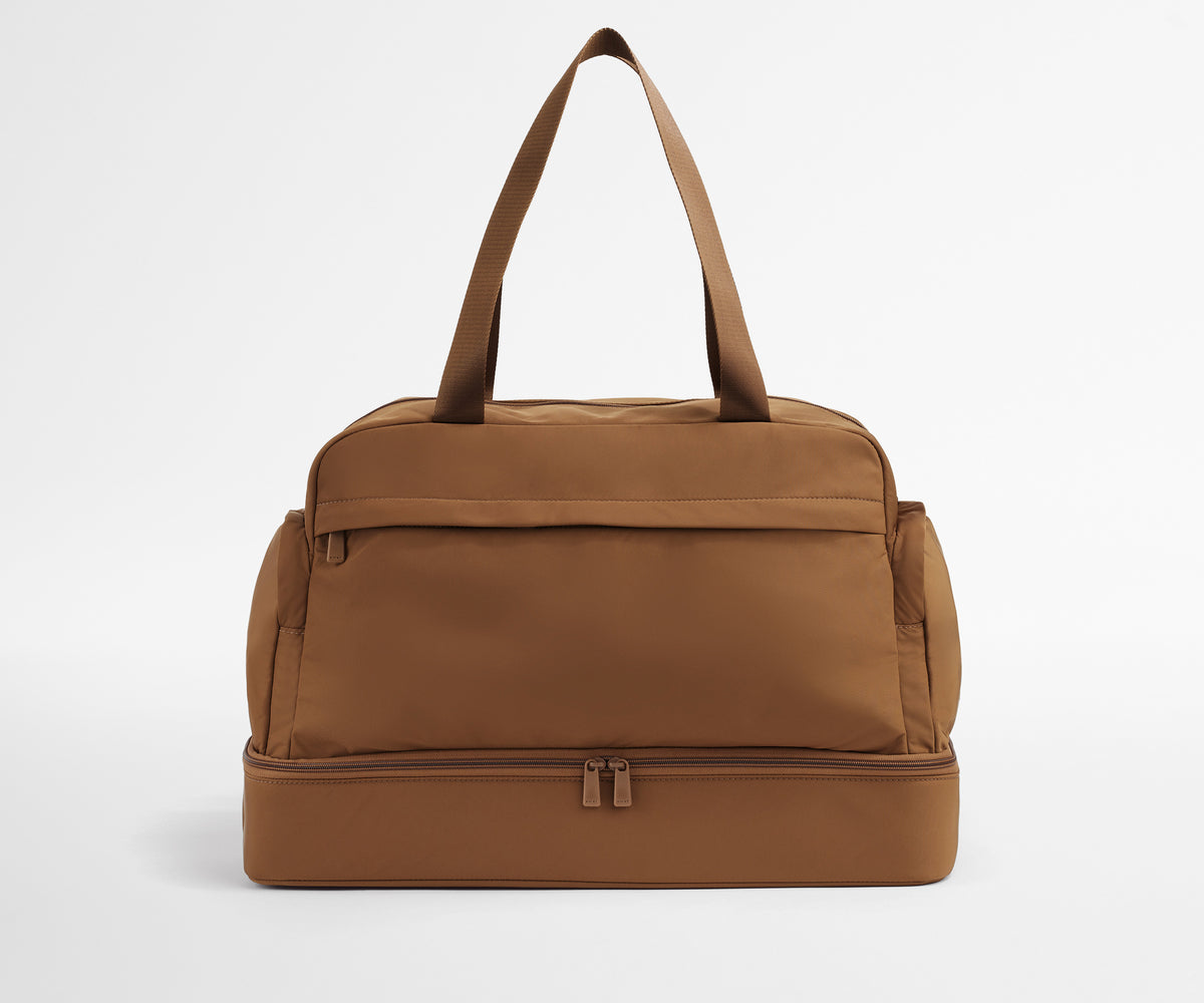Featherlight Weekender in Amaro Brown