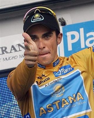Who is Alberto Contador aiming at?