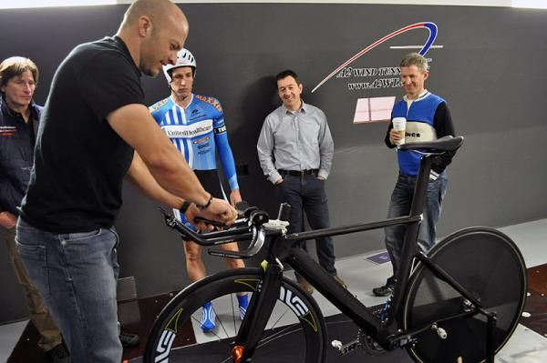 A2 Wind Tunnel's Mike Giraud makes an adjustment to the prototype Boardman time trial bike ridden by UnitedHealthcare's Scott Zwizanski.