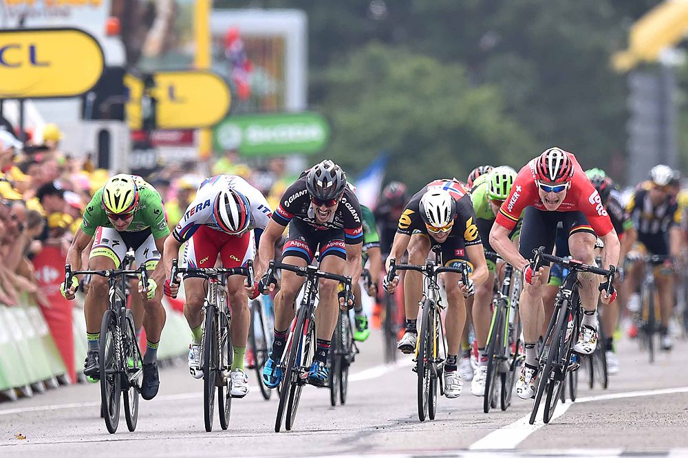 The sprint on stage 15 of the Tour de France