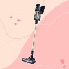 Beldray Airgo Cordless Vacuum Cleaner on a pink background