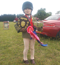 Ellie Gingell rosette 13 06 2013v2