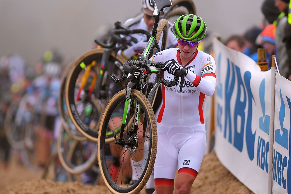 Marianne Vos racing Koksijde World Cup, series leader