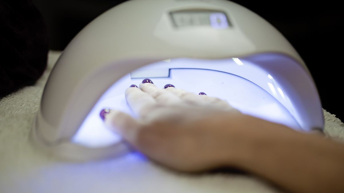 Study finds that nail salon UV lamps could increase cancer risk The Week