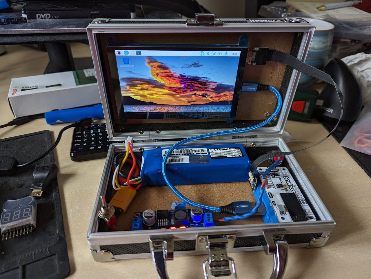 Mike Horne's Raspberry Pi Cyberdeck