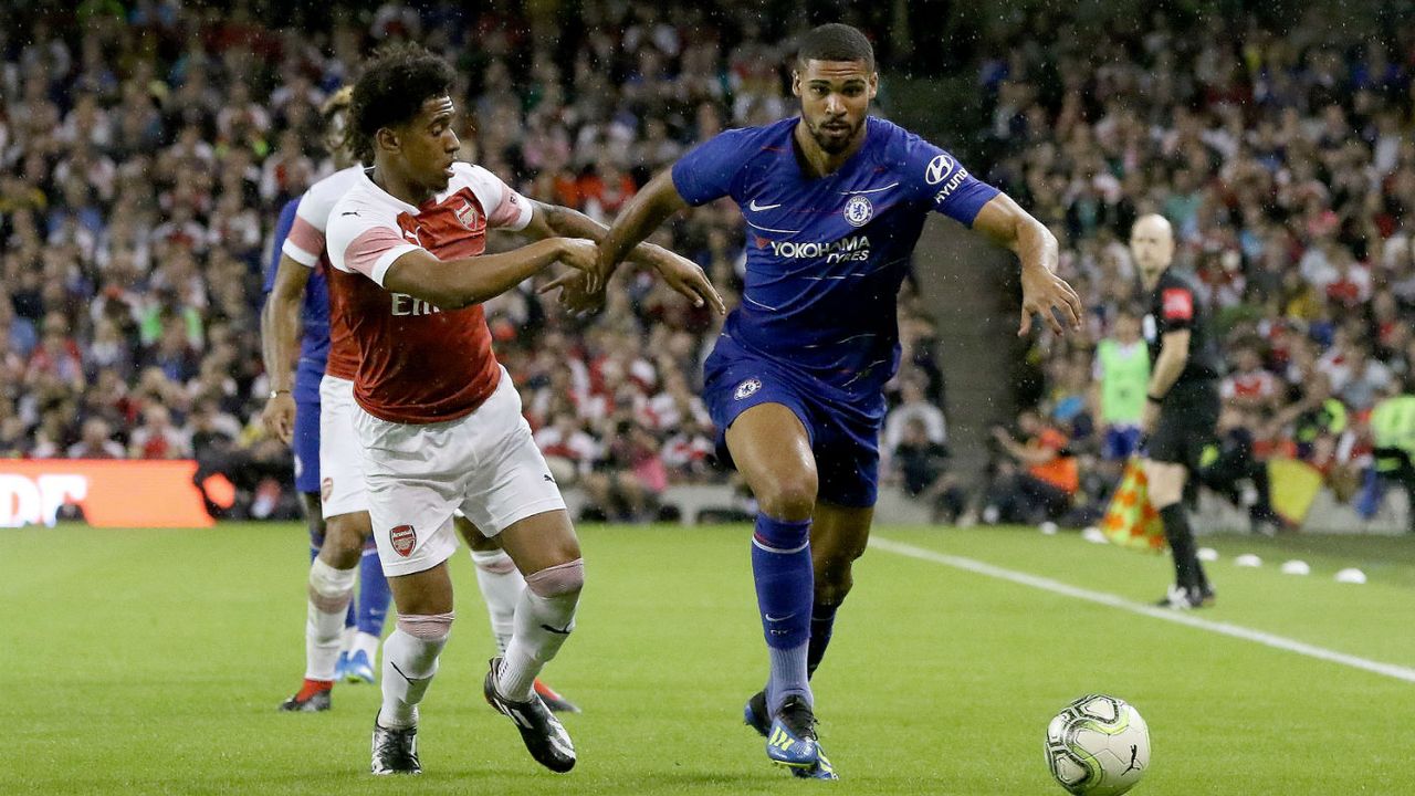 Chelsea midfielder Ruben Loftus-Cheek is a transfer target for Arsenal