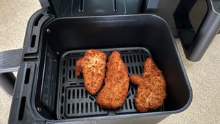 chicken cooked in the cosori dual basket air fryer
