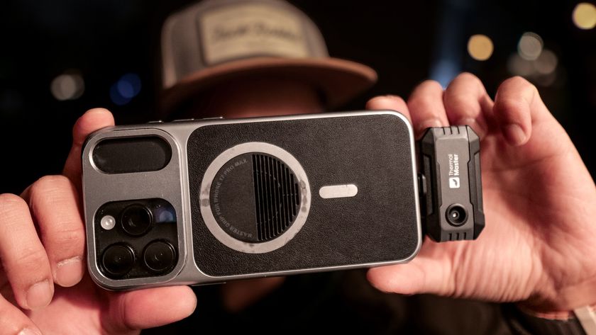 Thermal Master P1 attached to a phone.