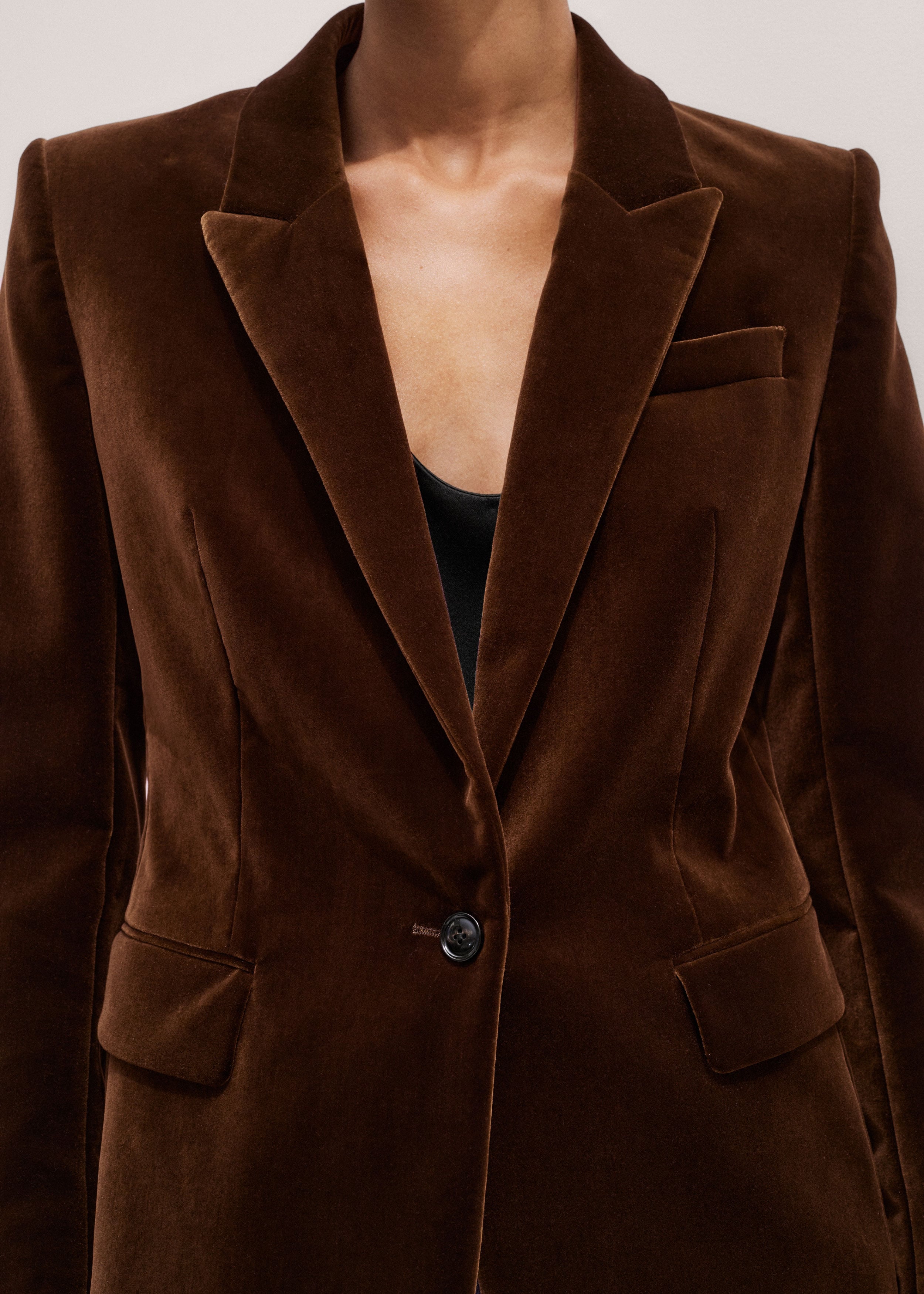 Sharp Shoulder Blazer