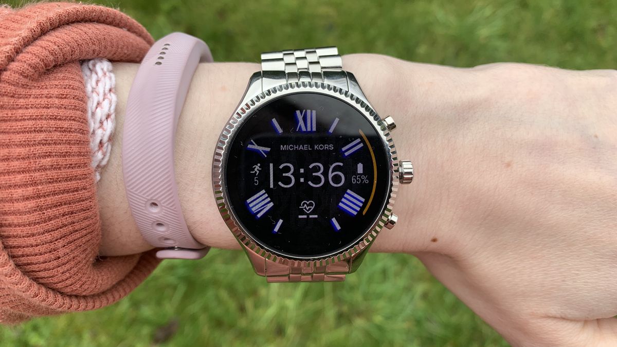 how to connect your michael kors watch