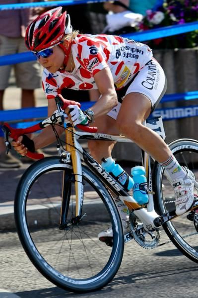 Andrea Dvorak (Colavita-Forno d'Asolo) goes into the last stage holding onto the KOM jersey.