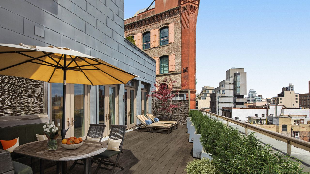 Wooden roof terrace in David Bowie’s apartment 