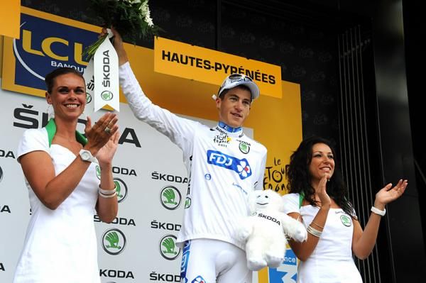 Arnold Jeannesson (FDJ) remains in the lead of the best young rider classification.