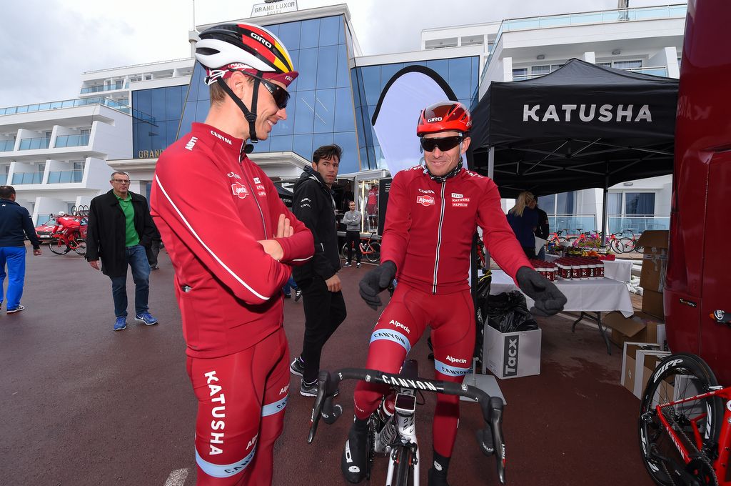 New signing Tony Martin chats with Alexander Kristoff