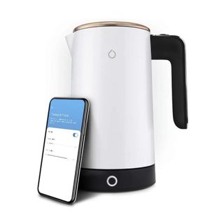 Smarter iKettle 3rd Generation with a smartphone