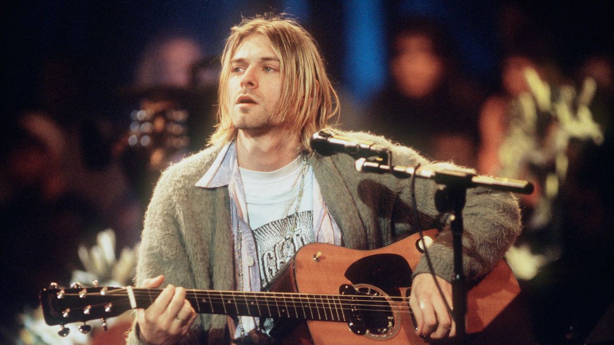 Kurt Cobain on stage