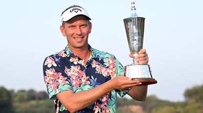 Marcel Siem with the Hero Indian Open trophy
