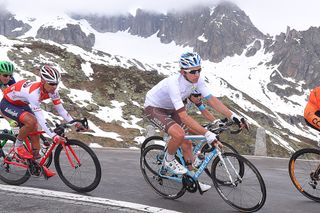 Jesse Sergent climbs into the snow line climbs during stage 5 at Tour de Suisse