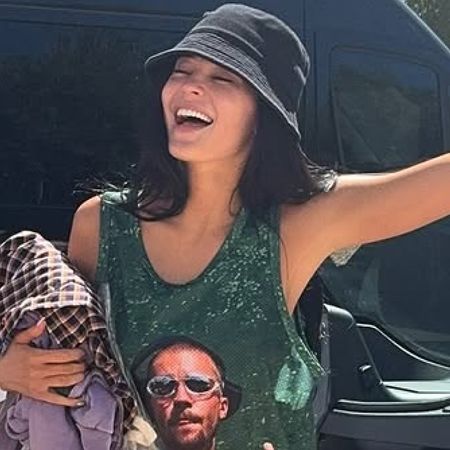 Kylie Jenner arrived at Coachella in full Skylrk gear ready to see Justin Bieber perform