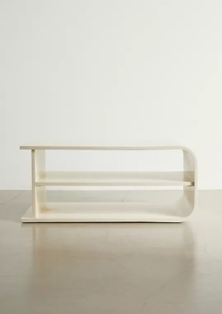 Storage coffee table in cream.