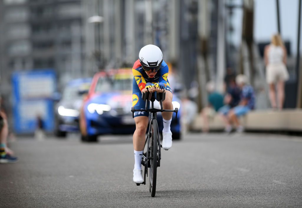 ROTTERDAM NETHERLANDS AUGUST 13 Amanda Spratt of Australia and Team Lidl Trek sprints during the 3rd Tour de France Femmes 2024 Stage 3 a 679km individual time trial stage from Rotterdam to Rotterdam UCIWWT on August 13 2024 in Rotterdam Netherlands Photo by Alex BroadwayGetty Images