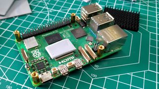 Raspberry Pi 5 DIY Cooling Hack