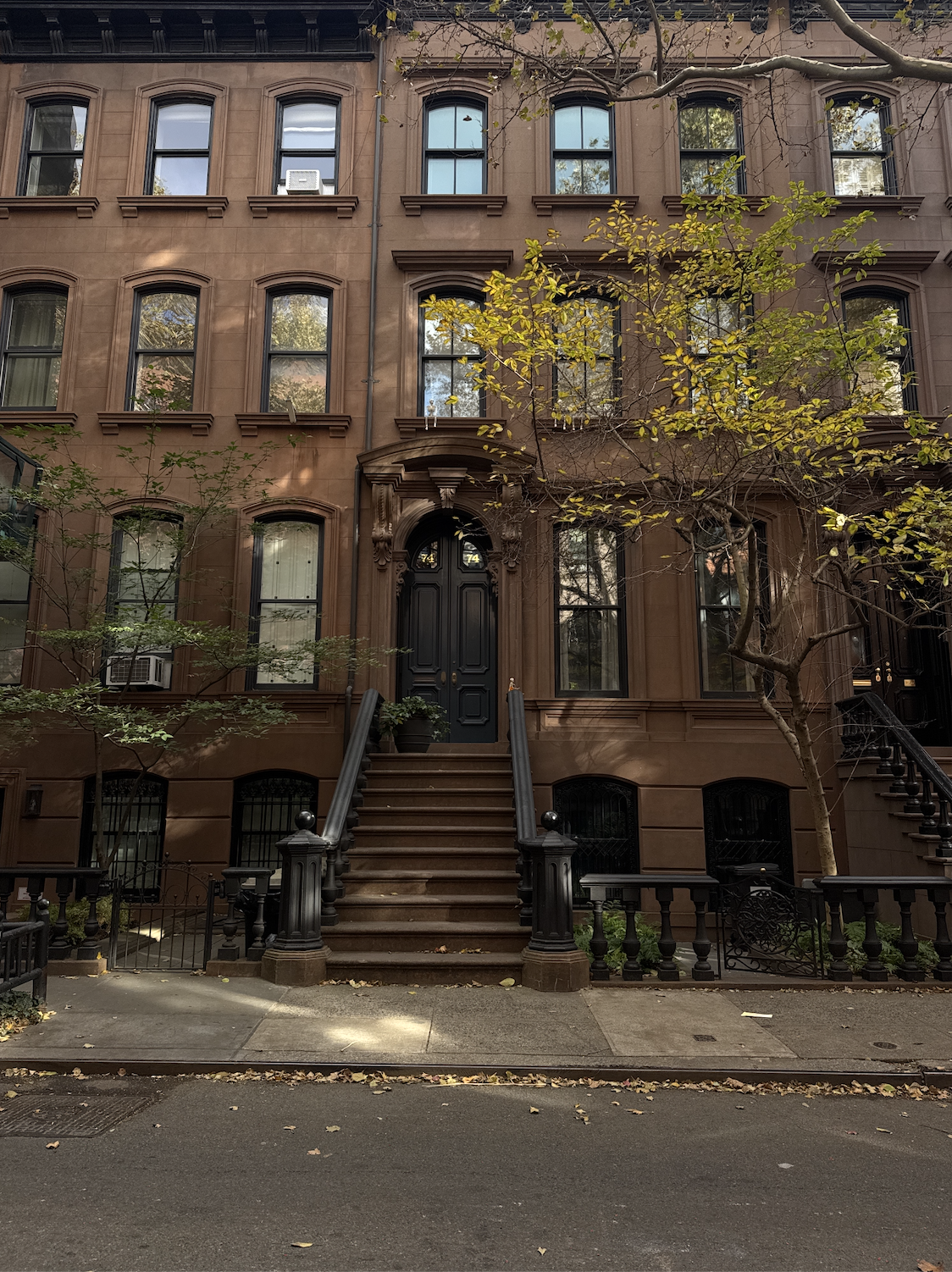 west village apartment building in new york city 