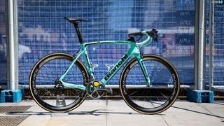 Check out Robert Gesink's Bianchi Oltre XR4