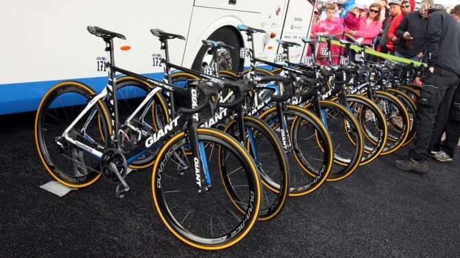 Giant-Shimano riders were evenly split between Giant's aero Propel Advanced and more traditional TCR Advanced SL models