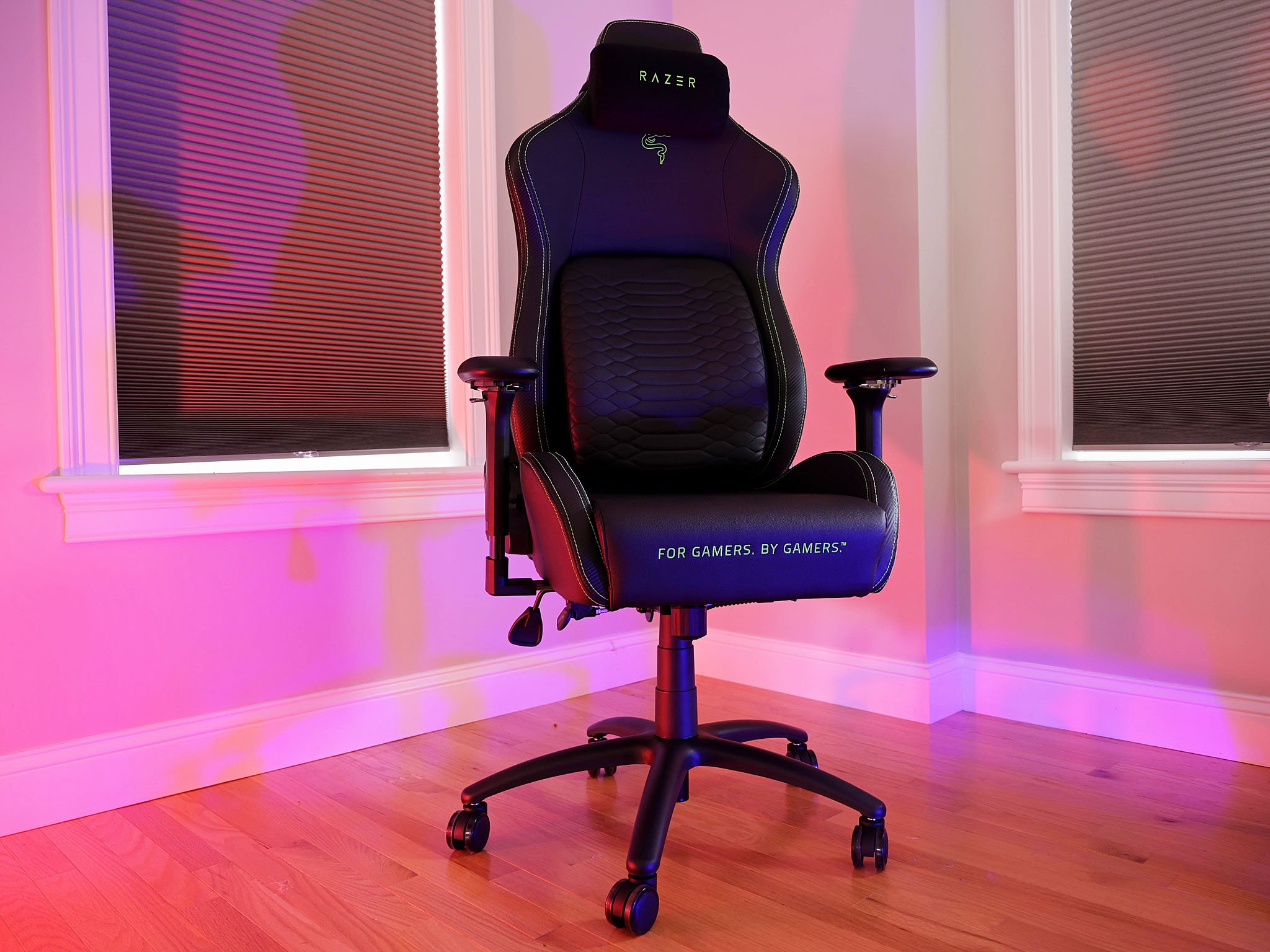 Razer best sale chair pink