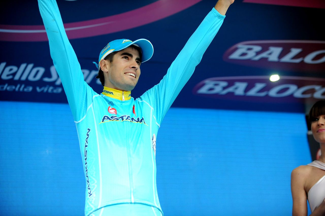 Mikel Landa takes to the podium