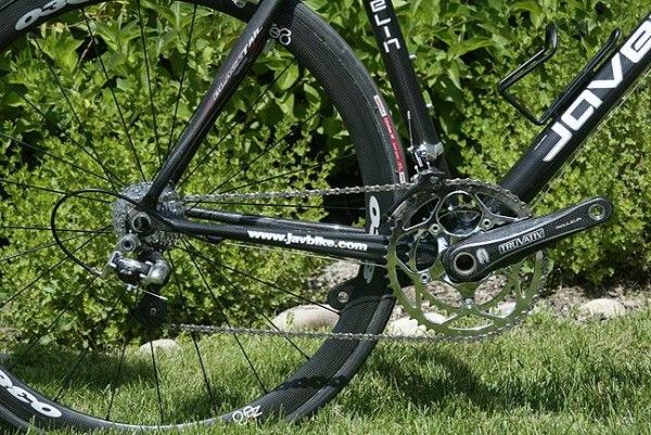 Torgiano chainstays - and an excuse for more carbon in the Zero wheels, Truvativ cranks and record components