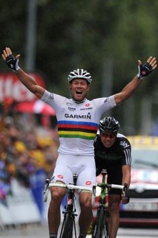 World champion Thor Hushovd (Garmin-Cervelo) celebrates his stage win in Gap.