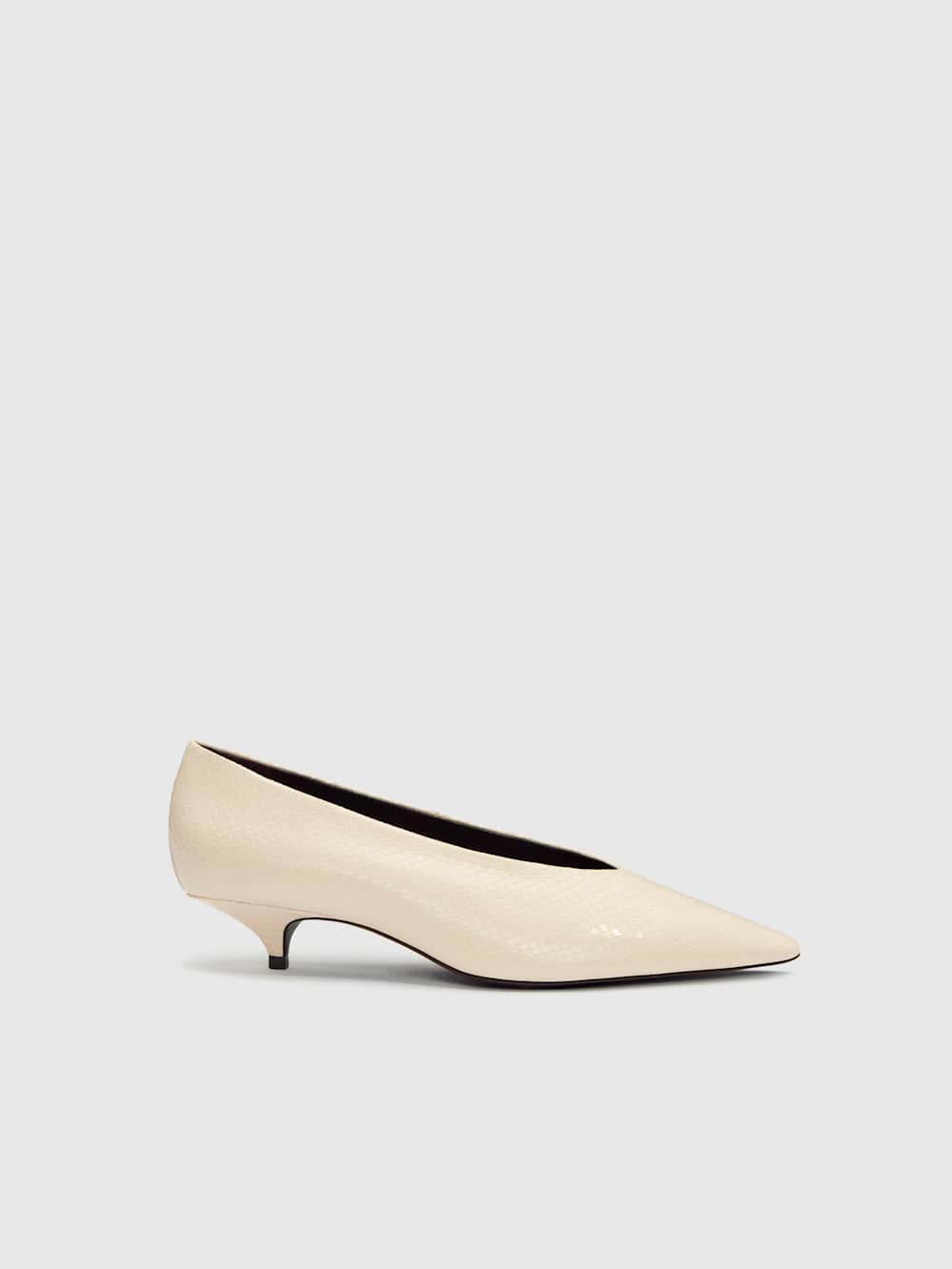 Calista Kitten Heel Pump