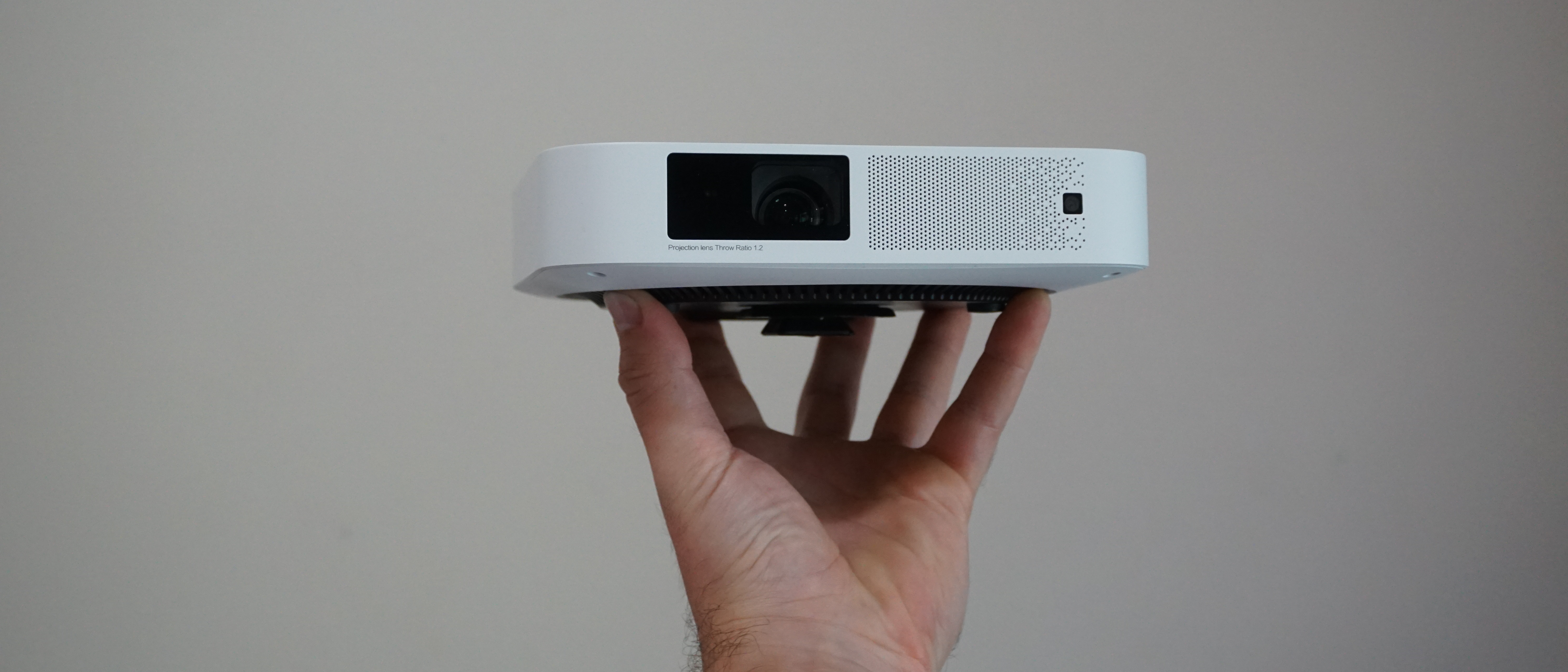 Review: Xgimi Halo packs a ton of smarts into a portable HD projector