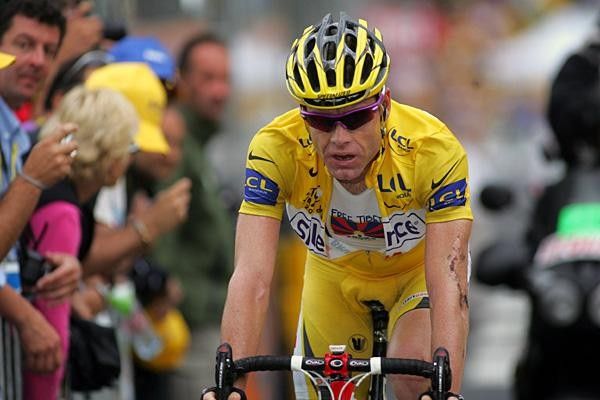 Evans was wearing his 'Free Tibet' t-shirt under his race jersey as usual.