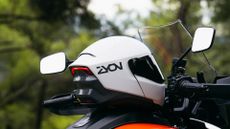 Zyon helmet